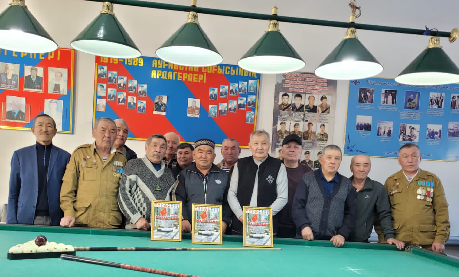 АҚСАҚАЛДАР САЙЫСҚА ТҮСТІ