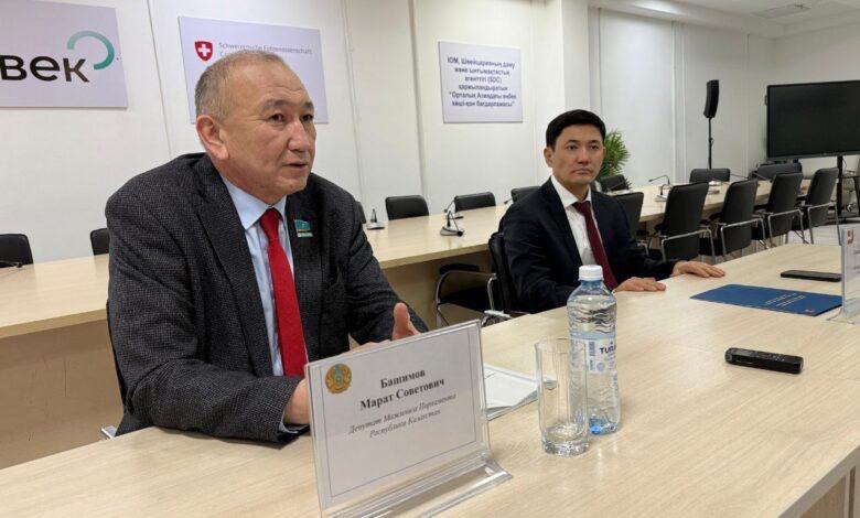 Астанада конституциялық реформаларды түсіндіруге арналған кездесу өтті