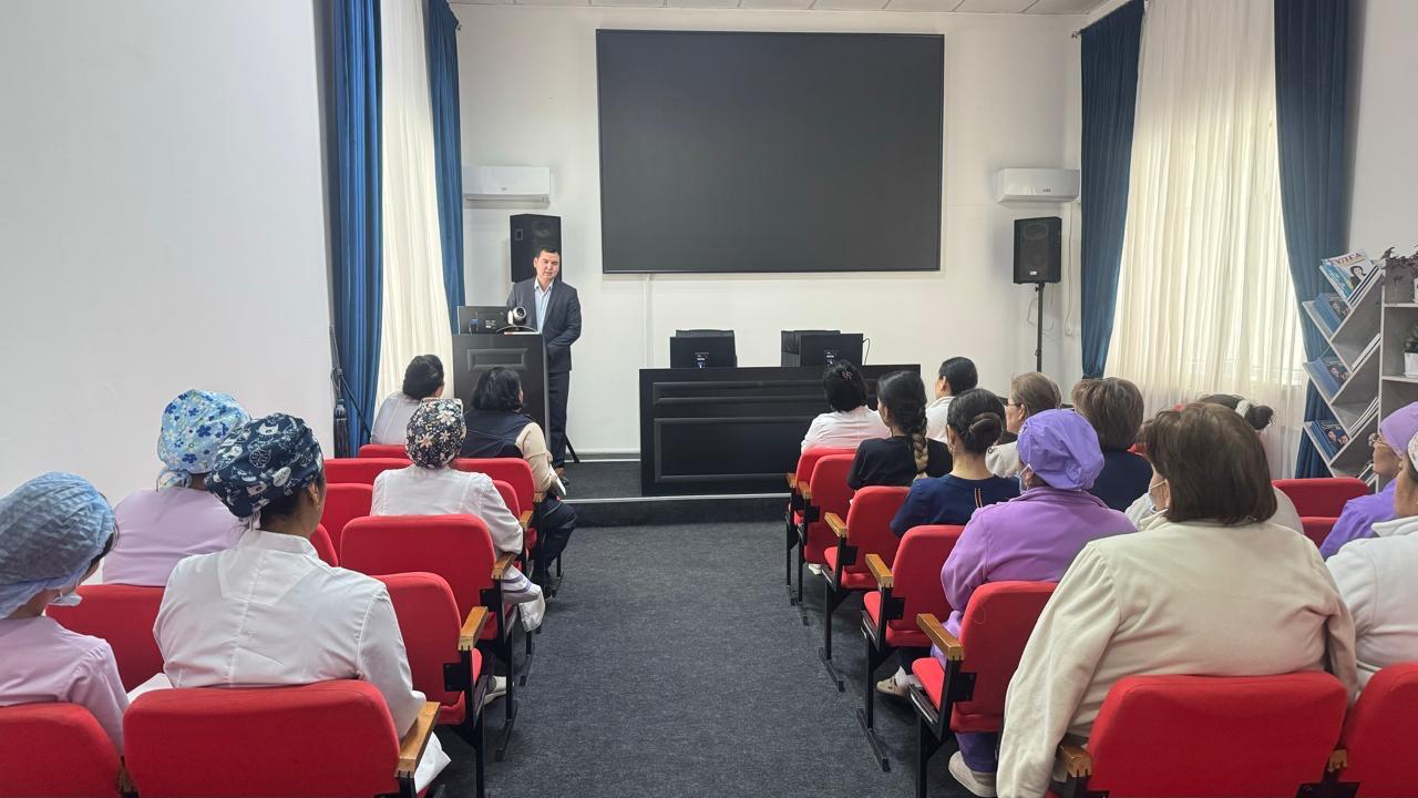 🔰 ТӨЛЕБИ: АУДАНДЫҚ АУРУХАНА ҚЫЗМЕТКЕРЛЕРІНЕ ЕҢБЕК КОДЕКСІНІҢ ЗАҢДЫЛЫҚ ТАЛАПТАРЫ ТҮСІНДІРІЛДІ