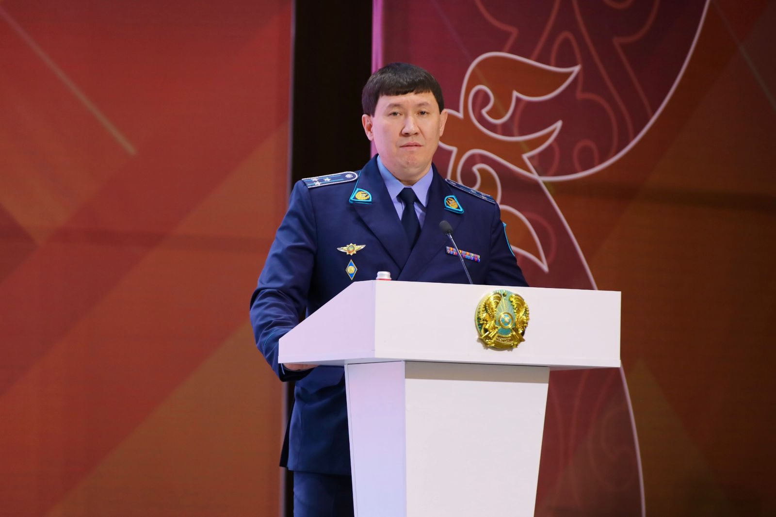 ПОЛИЦИЯ БАСҚАРМАСЫНЫҢ 2025 ЖЫЛҒЫ ҚЫЗМЕТ ҚОРЫТЫНДЫСЫ БОЙЫНША ЕСЕП БЕРУ КЕЗДЕСУІ ӨТТІ