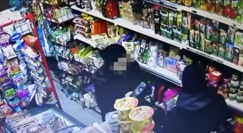 Гастролерши провернули «фокус со сдачей» в магазинах Шымкента