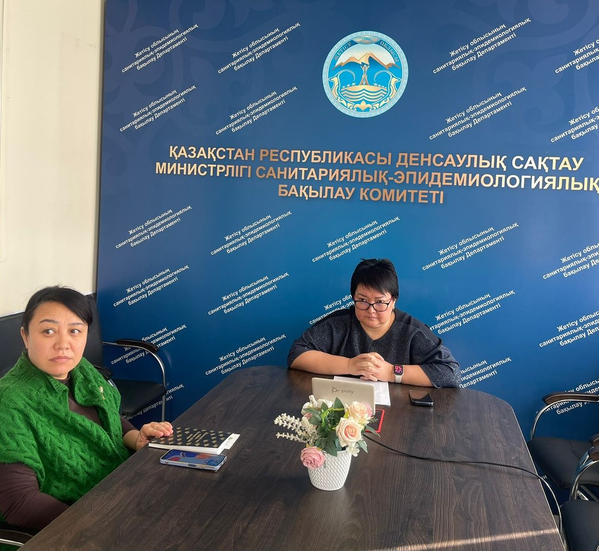 «Әкiмшiлiк құқық бұзушылық туралы iс қозғау үшін себептер мен негiз. Әкiмшiлiк құқық бұзушылық туралы хаттамалар жасауға құқығы бар лауазымды адамдар» тақырыбында жоспар бойынша семинар өткізілді.