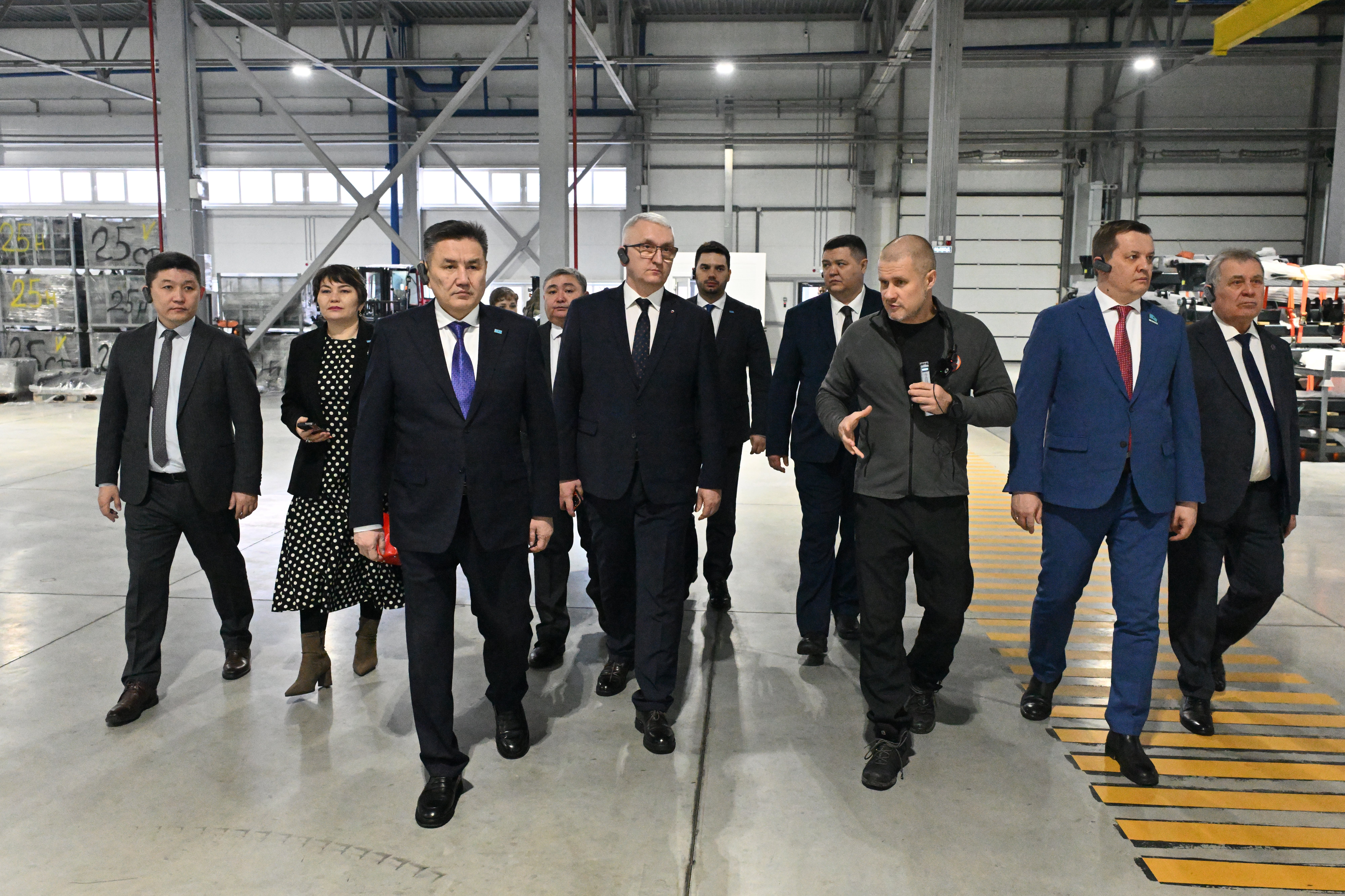 ШҚО делегациясы Барнаулдағы «Комплекс Агро» ауыл шаруашылығы техникасын шығаратын кәсіпорынға барды