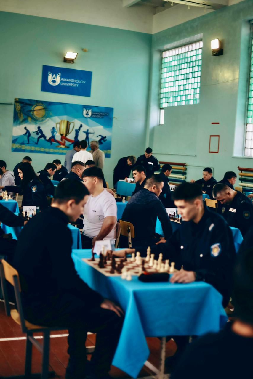 Погондағы зияткерлер: Өскеменде күштік құрылым қызметкерлері арасында ең мықты шахматшылар анықталды