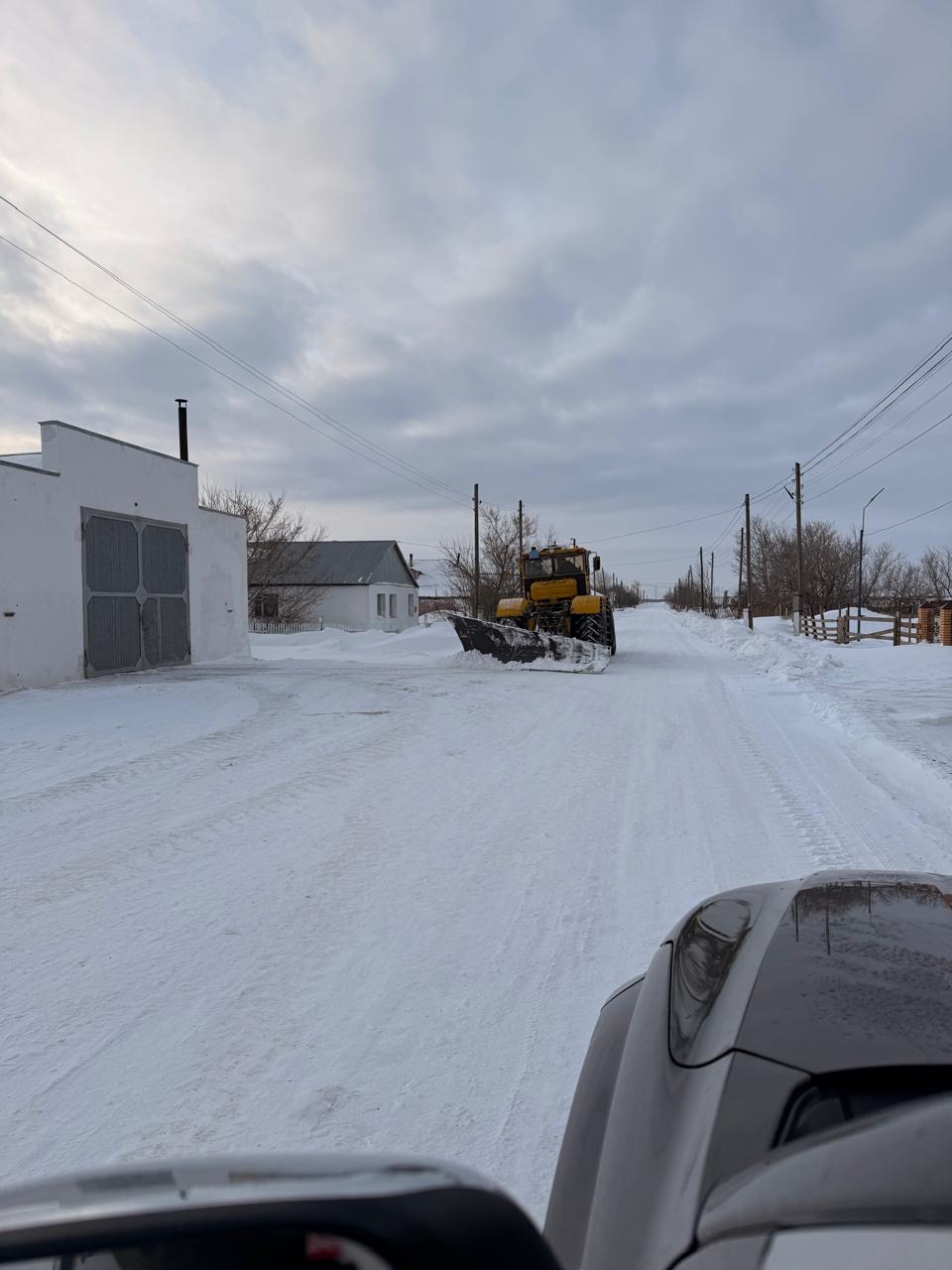 Кх Кукаев Б.У проводит очистку улиц села Тимирязевка