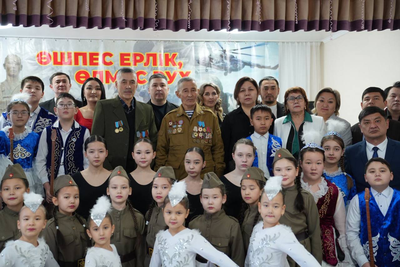 Жаңасемей ауданында Ауғанстаннан Кеңес әскерлерінің шығарылған күніне арналған «Өшпес ерлік, өлмес рух» атты еске алу концерті өтті