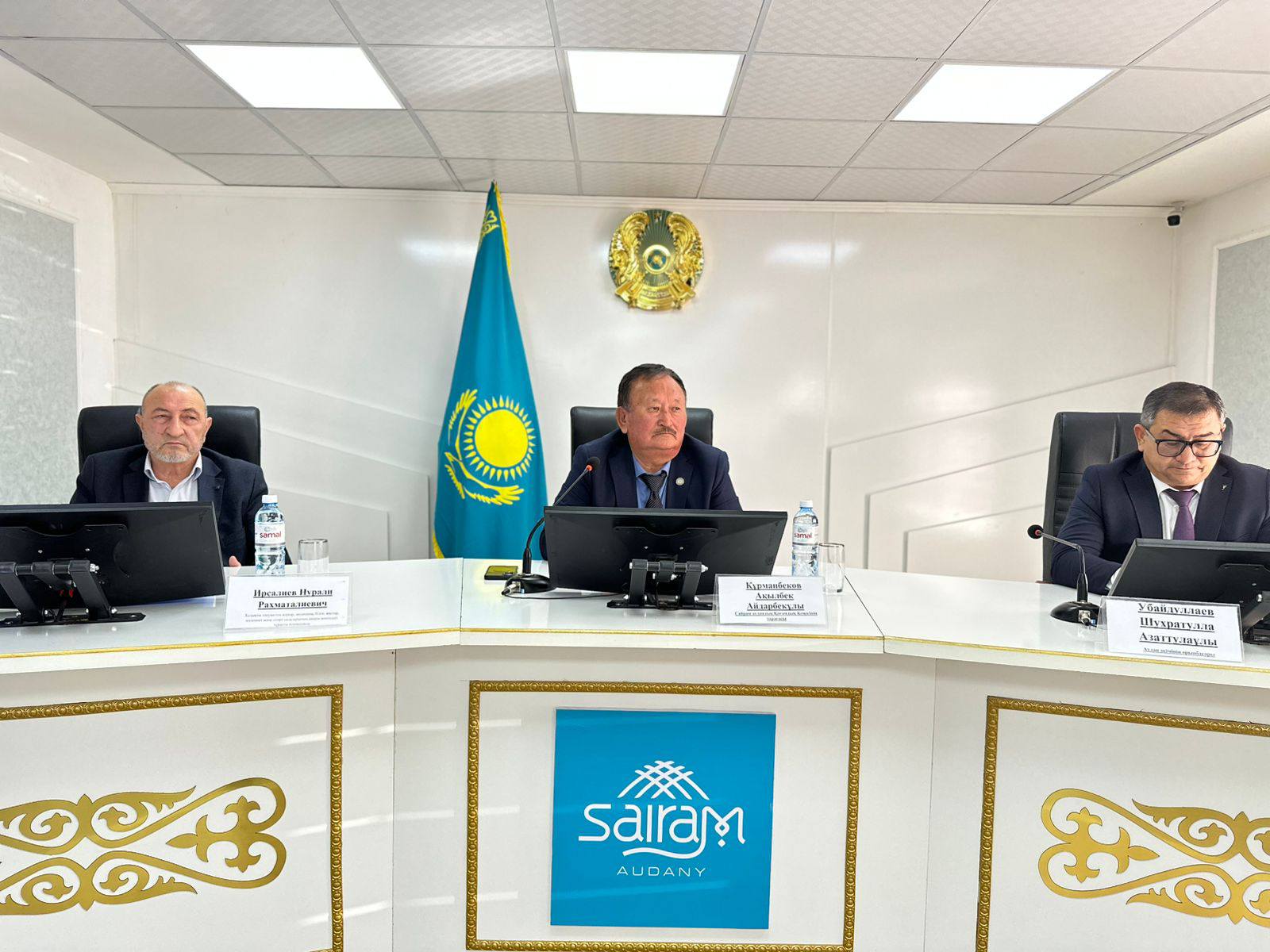 30.10.2025-Сайрам аудандық Қоғамдық кеңестің кезекті отырысы өтті.
