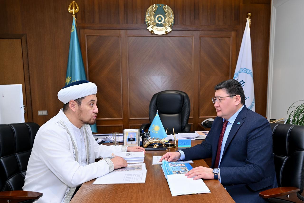 Аким области встретился с главным имамом региона