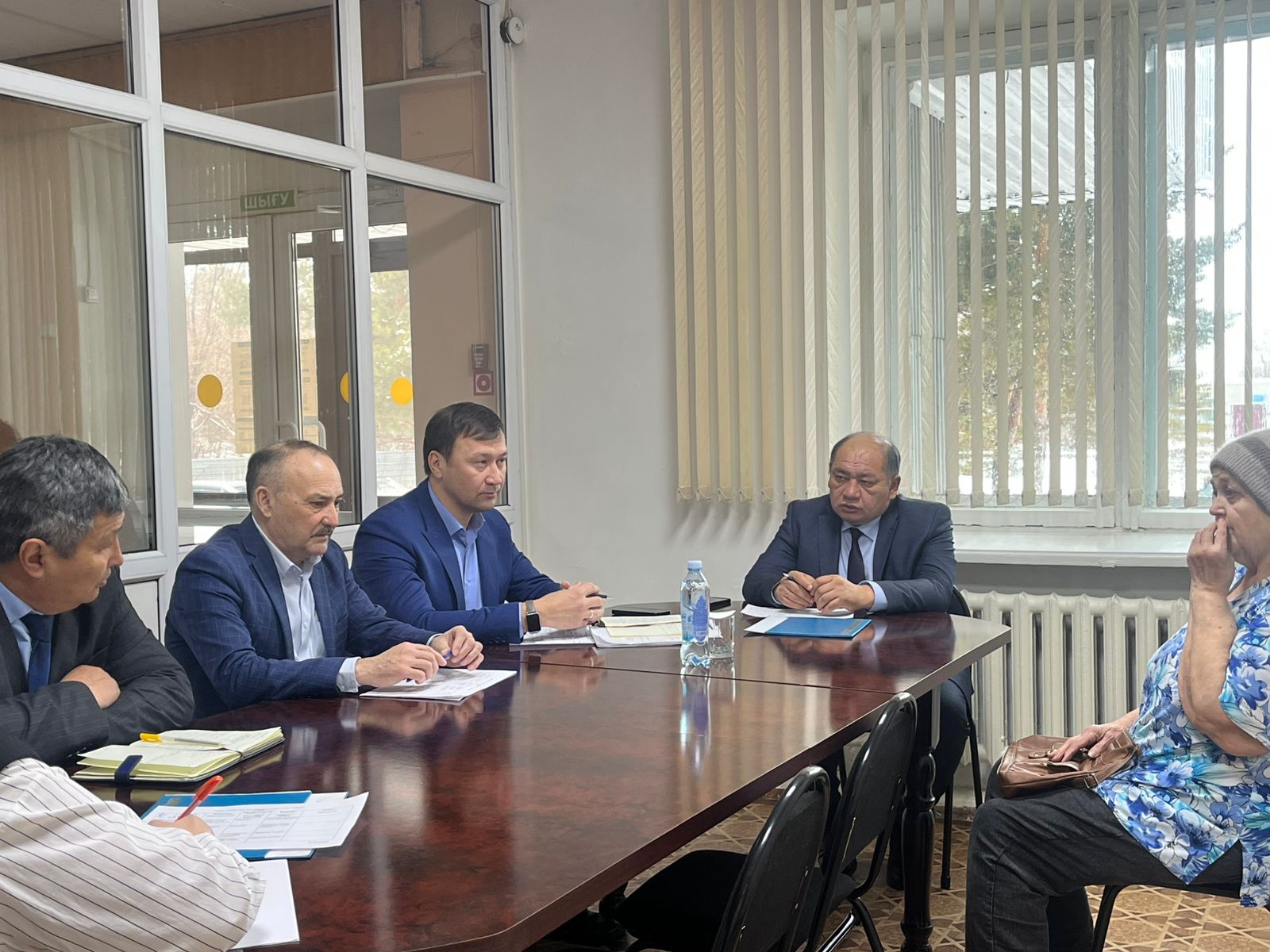 Азаматтарды қабылдау