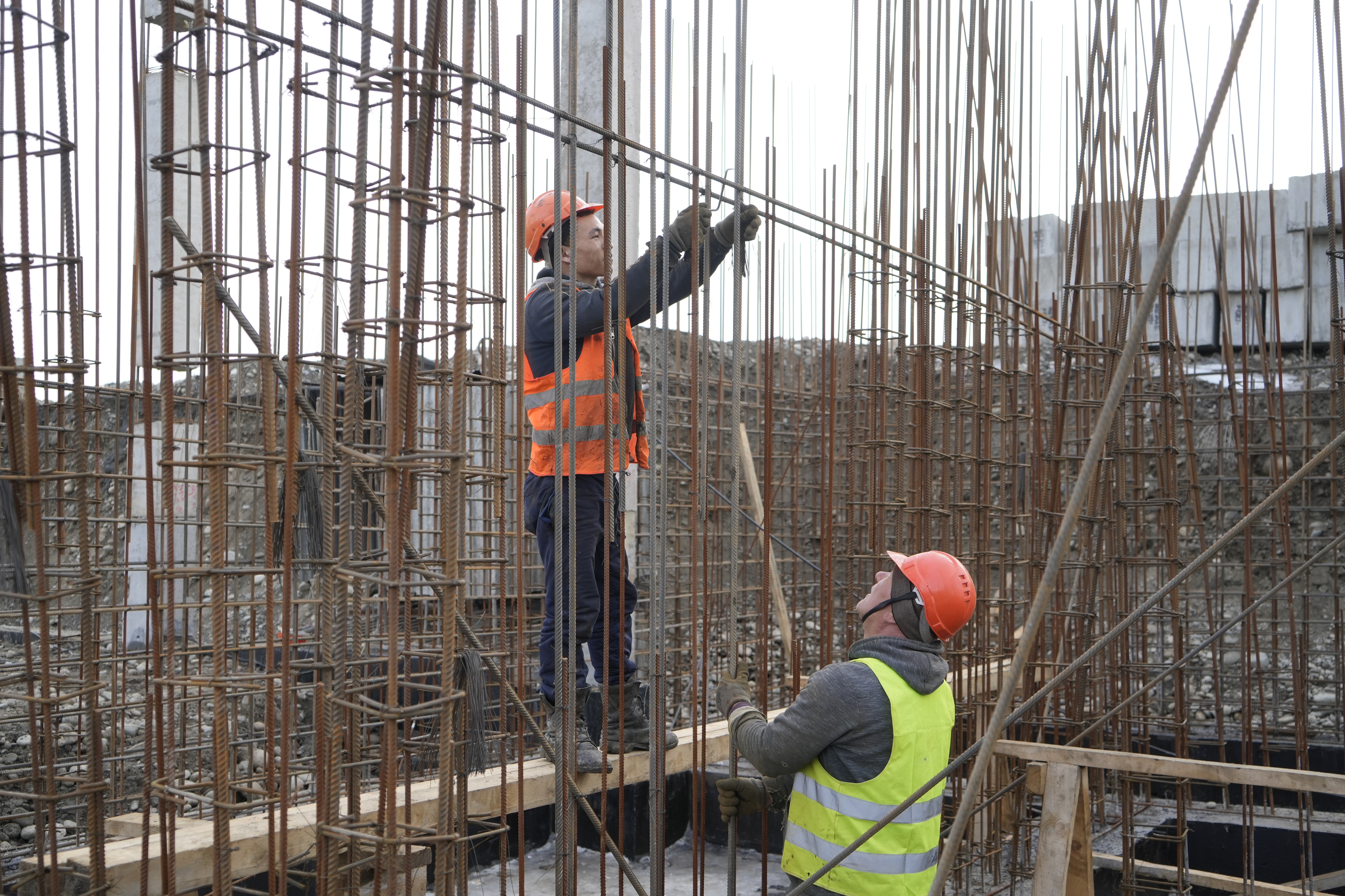 В Жетісу продолжается строительство многофункционального реабилитационного центра для детей и взрослых