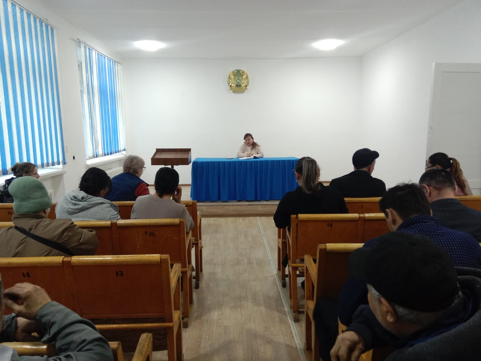 Ауыл әкімі А. Оспанкулованың ауыл тұрғындарымен кездесуі