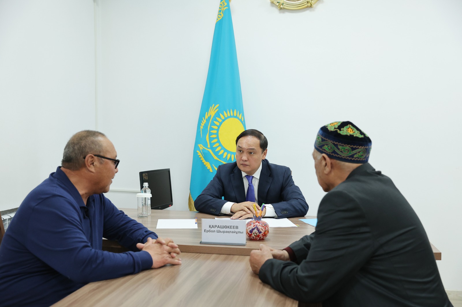 Облыс әкімі азаматтарды жеке қабылдады