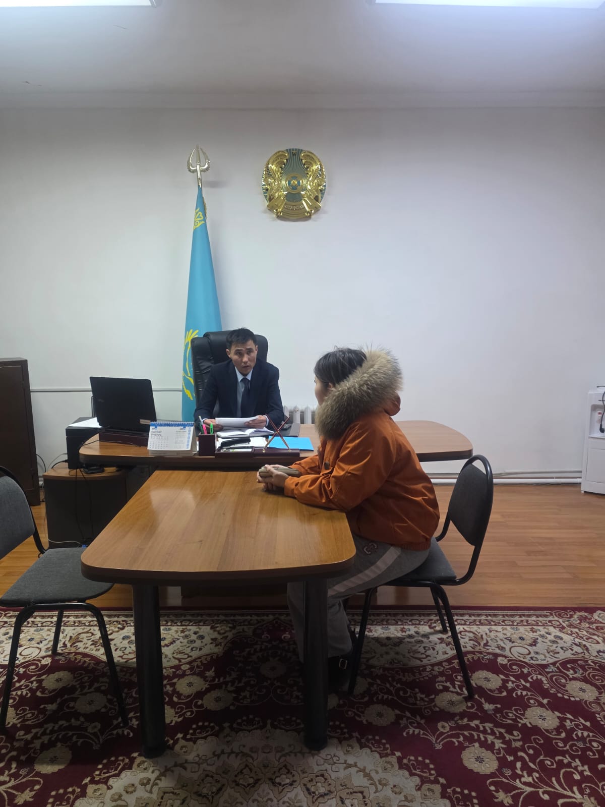 Округ әкімінің жеке қабылдауы.