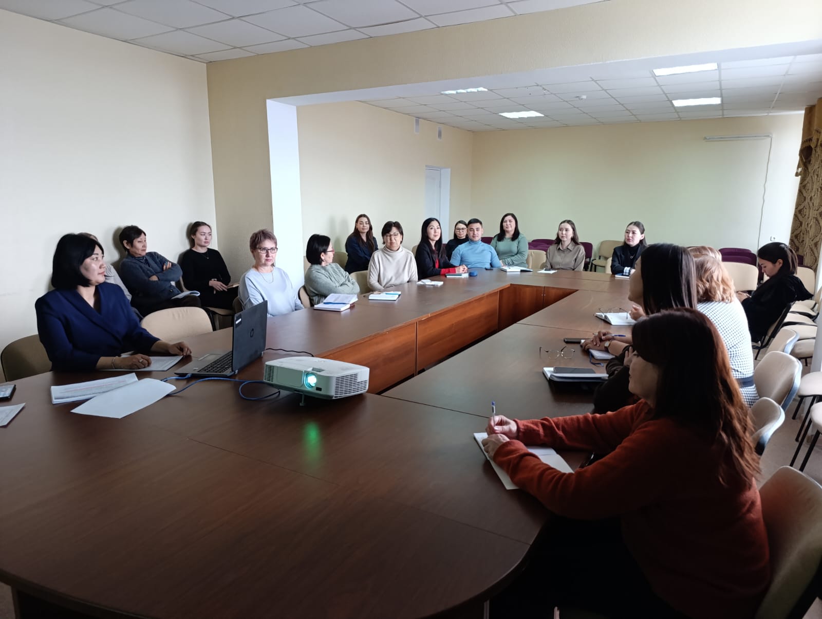 Этика және Заң тиімді әкімшілік процедуралардың негізі ретінде