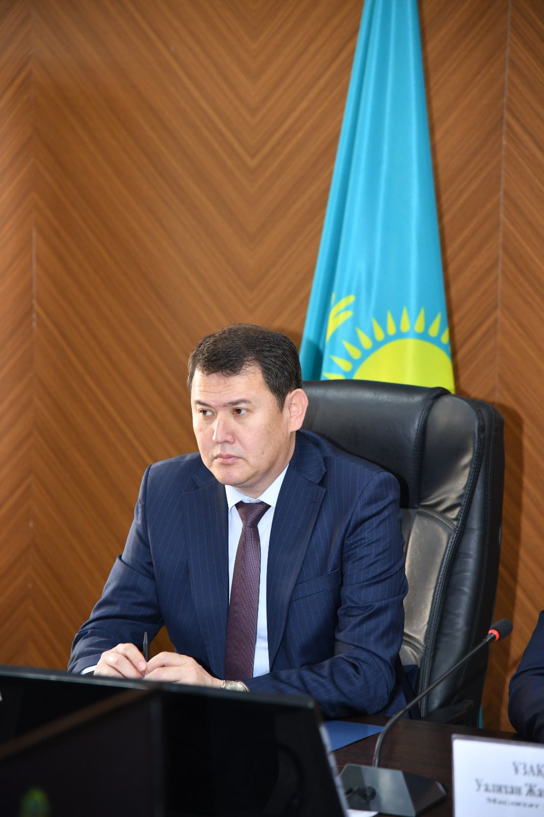 АУДАН ӘКІМІ ҚОҒАМДЫҚ КЕҢЕС МҮШЕЛЕРІНЕ ЕСЕП БЕРДІ