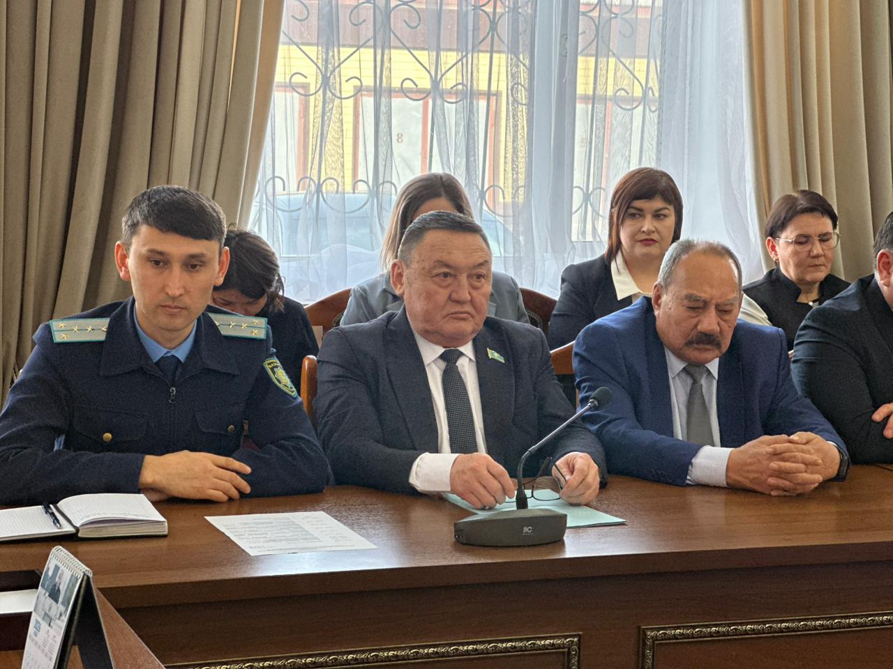 Бүгін Осакаров аудандық мәслихатының төрағасы Саккулакова Қанат Келгенұлы аудан әкімдігінің активінде сөз сөйледі