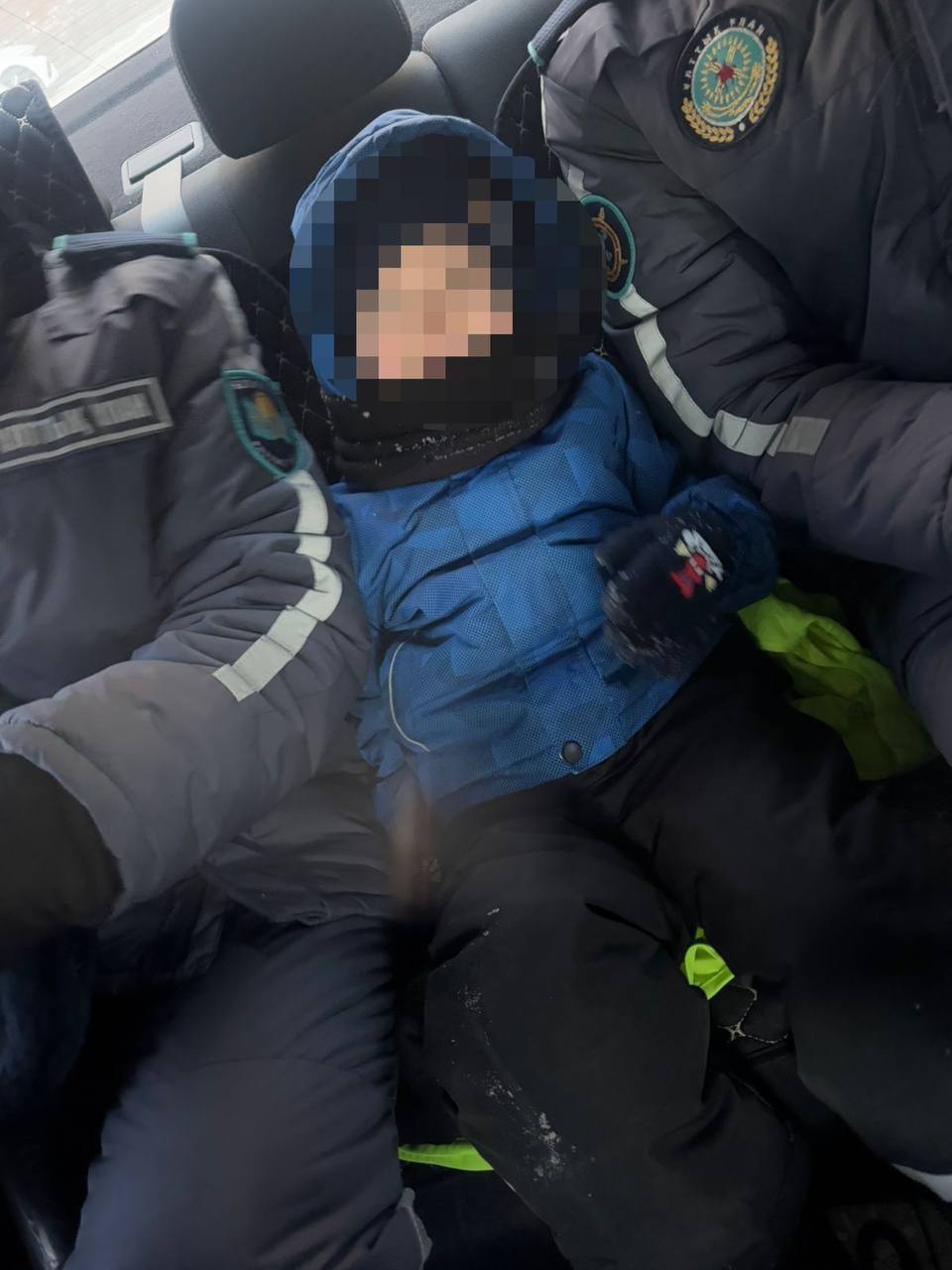 В считанные минуты: столичные полицейские вернули потерявшегося ребенка родителям