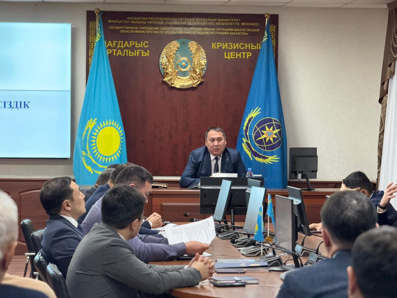 Разъяснение дополнений к Закону «О гражданской защите»: совещание с промышленными предприятиями