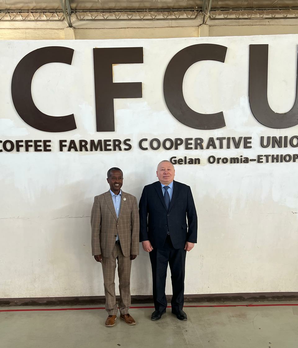 Посол Казахстана в Эфиопии провел встречу с Генеральным менеджером Oromia Coffee Farmer’s Cooperative Union