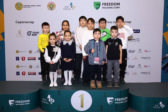 ЖАСӨСПІРІМДЕР АРАСЫНДА ҚАЗАҚСТАН ЧЕМПИОНАТЫНЫҢ ЖАБЫЛУ САЛТАНАТЫ ӨТТІ