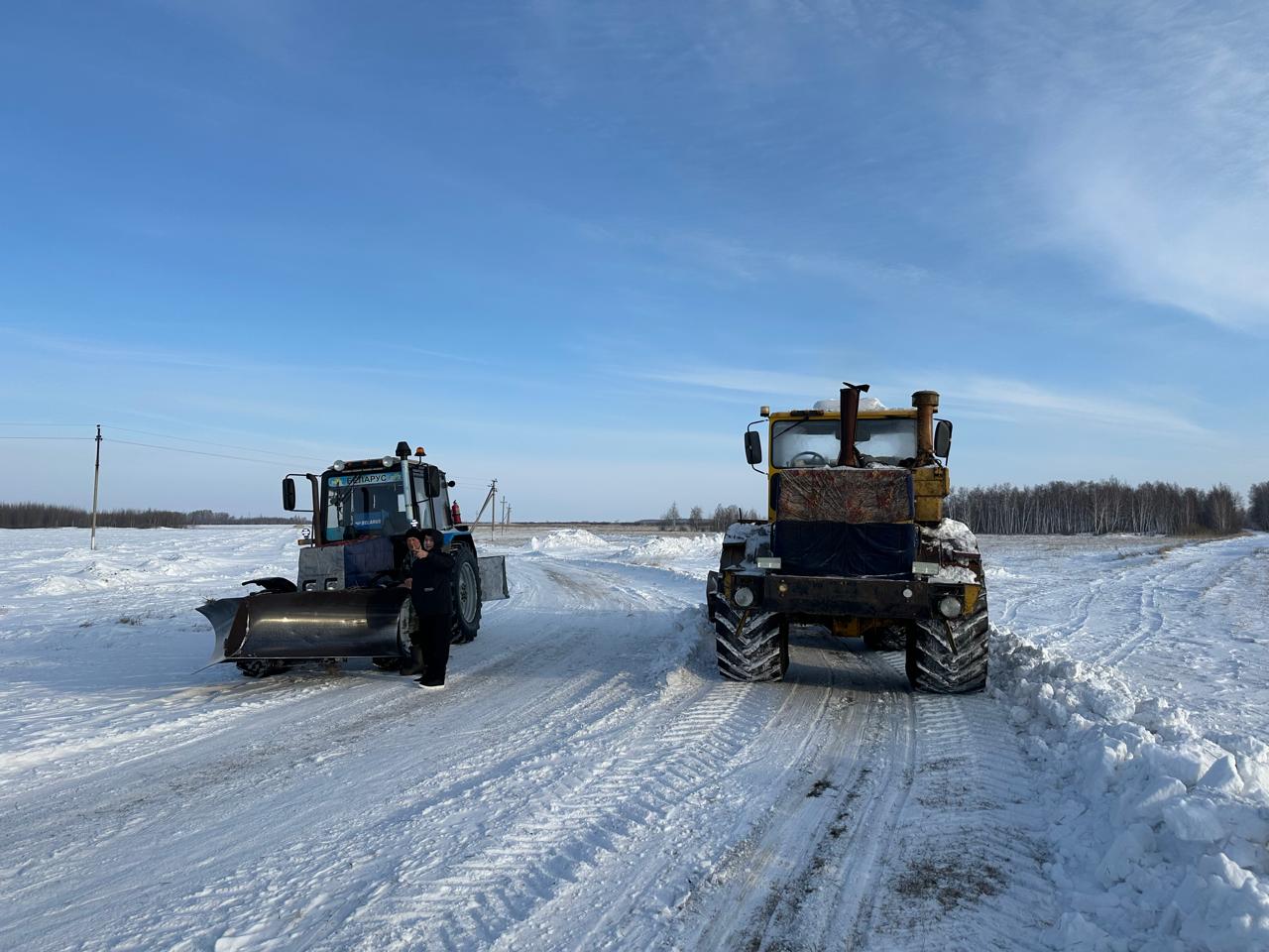 По Пресноредутскому сельскому округа прошла очистка дорог от снега