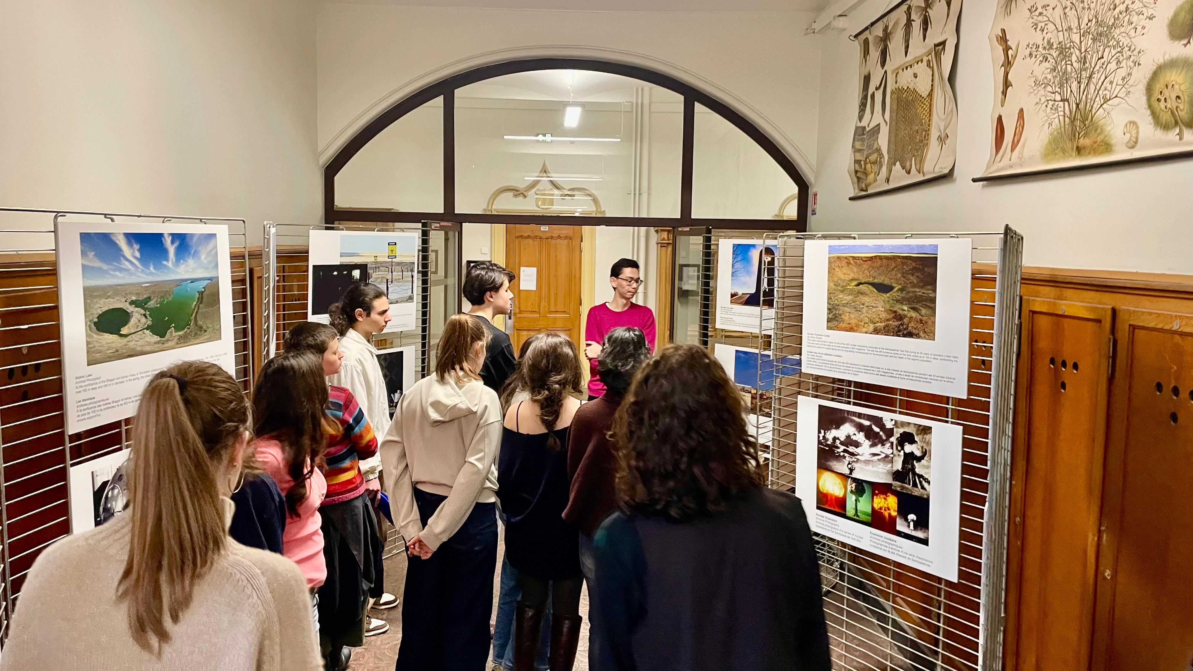 Страсбургтағы халықаралық лицейде ядролық қаруға қарсы көрме ұйымдастырылды