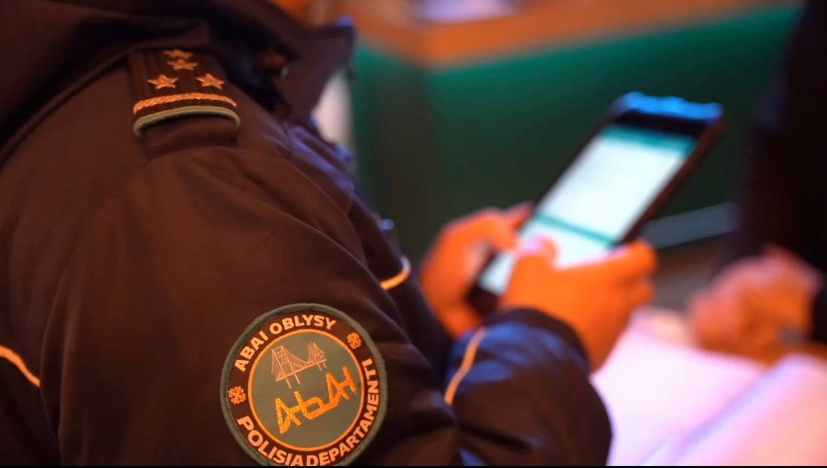 Абай облысының полицейлері бір тәулік ішінде бір жылдан астам уақыт бойы қарызын төлеуден жалтарып жүрген борышкерді анықтады.