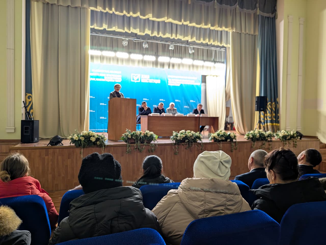 Құлаайғыр ауылында Конституцияға ұсынылған өзгерістер мен толықтырулар бойынша егжей-тегжейлі түсініктемелер берілген Қазақстанның жаңа Конституциясы жобасының нормаларын түсіндіру бойынша облыстық және аудандық «Әділетті және Прогрессивті Қазақстанның Халықтық Конституциясы үшін!» коалиция мүшелерінің ауыл тұрғындарымен кездесуі өткізілді.