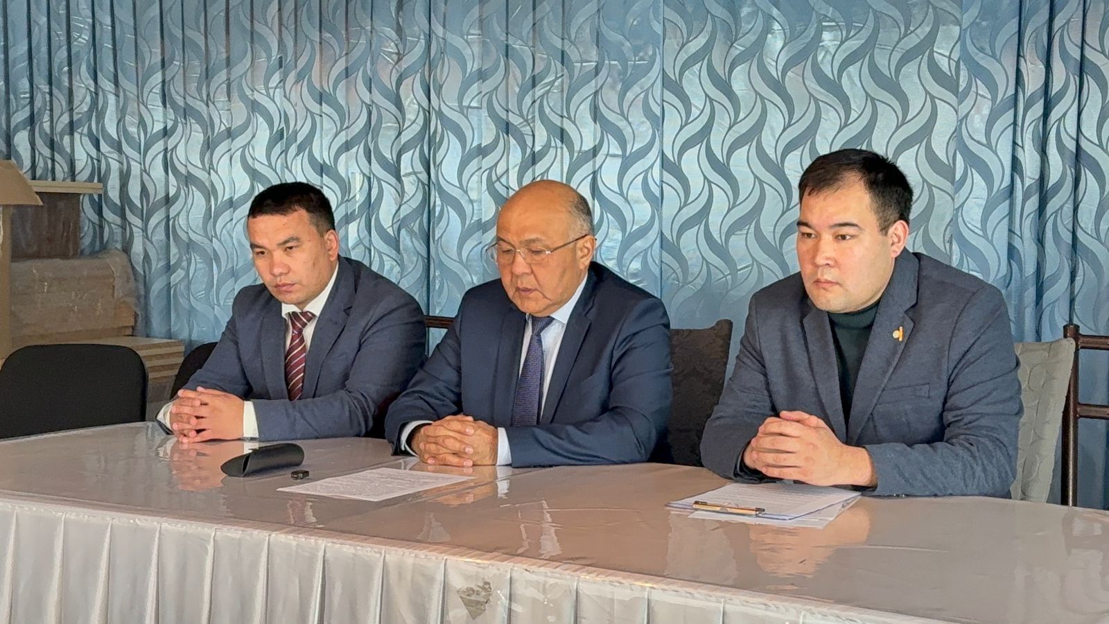 Мойынқұм ауданында теміржолшылар ұжымымен Конституциялық реформаларды түсіндіру кездесуі өтті