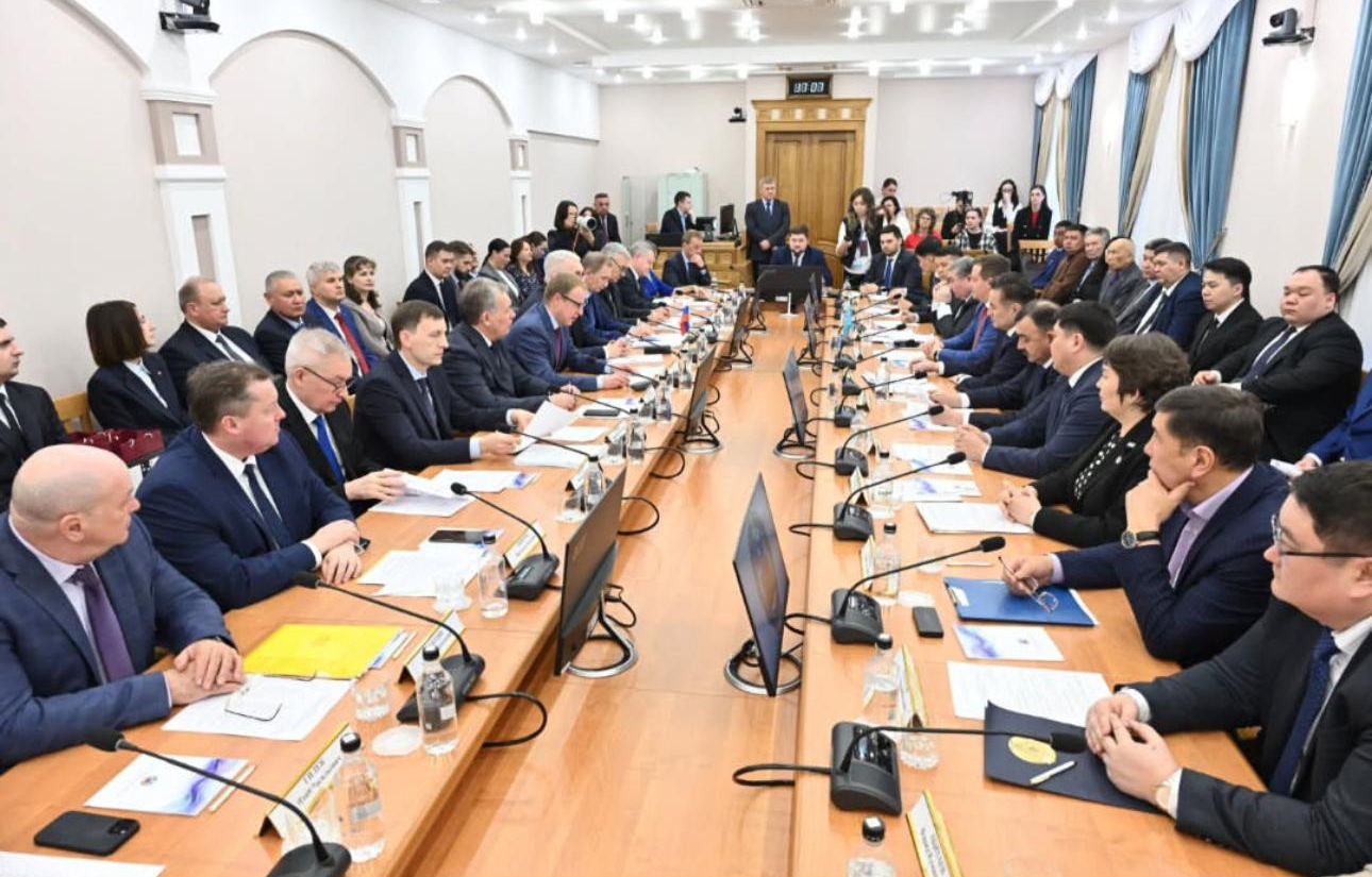 Делегация Восточно-Казахстанской области во главе с акимом Восточно-Казахстанской области Н. Сактагановым посетила Барнаул