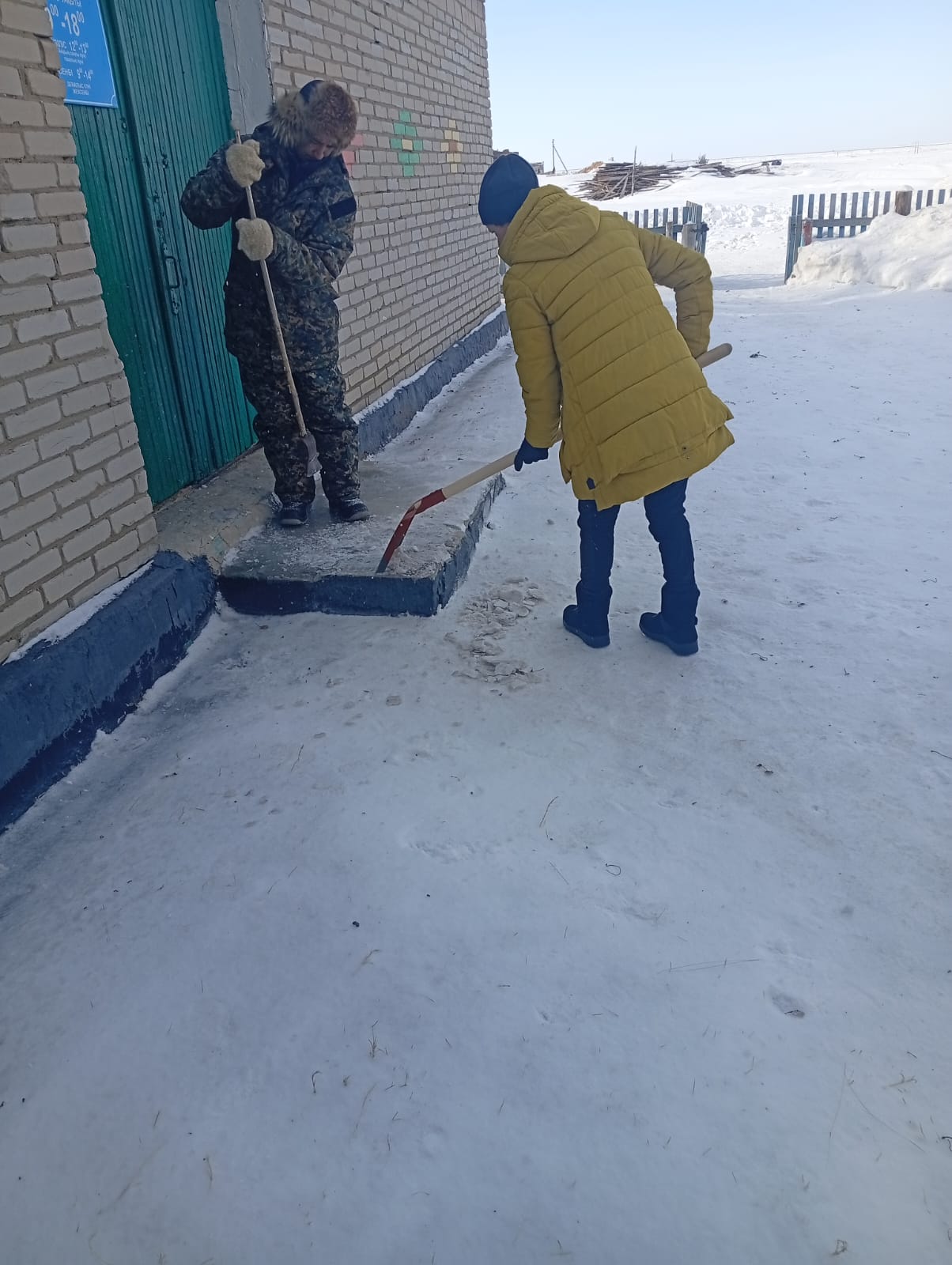 Табалдырықтағы қар