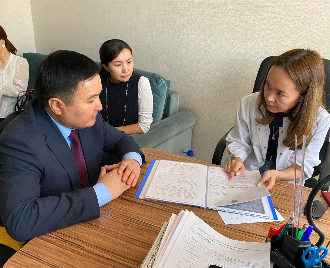 Құқық қорғау орталығының өкілдері тұрмыстық зорлық-зомбылық құрбандарына арналған дағдарыс орталықтарының жұмысымен танысты