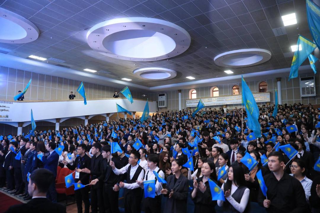 Жаңа Конституция жасампаздық пен жаңашылдықты қолдайды