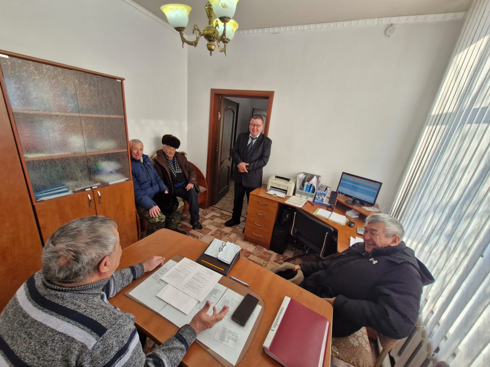 Ардагерлер кеңесімен кездесу