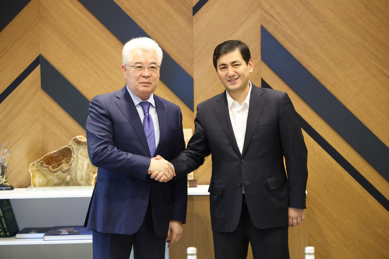 Елші Өзбекстанның Тау-кен өнеркәсібі және геология министрі Бобир Исламовпен кездесті