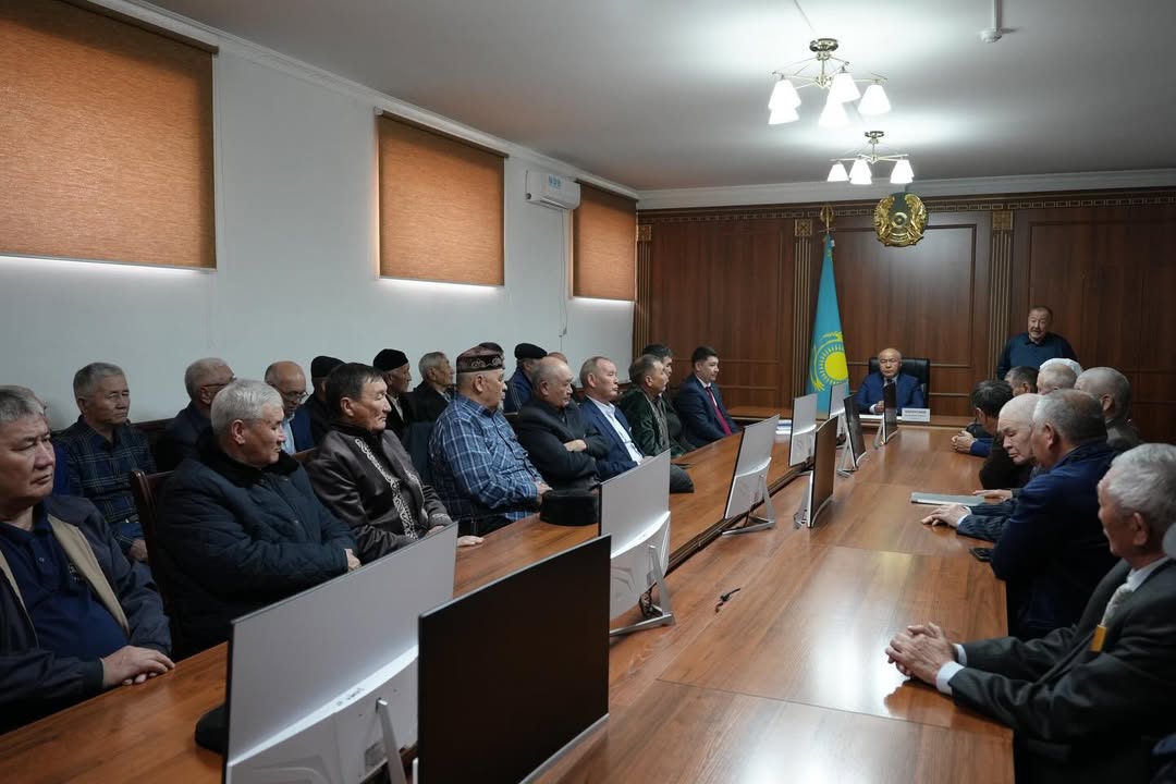 Мойынқұм ауылында Конституциялық реформаларды түсіндіру кездесуі өтті