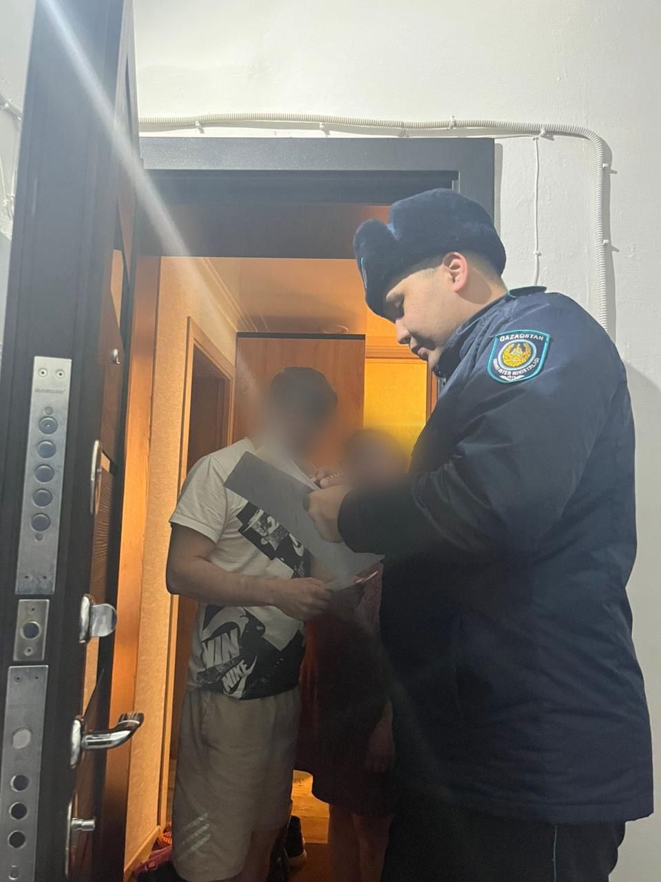 ШҚО полициясы «Резеңке пәтер» ЖПІШ-нің алғашқы күнінде 40-тан астам тіркеу бұзушылығын анықтады