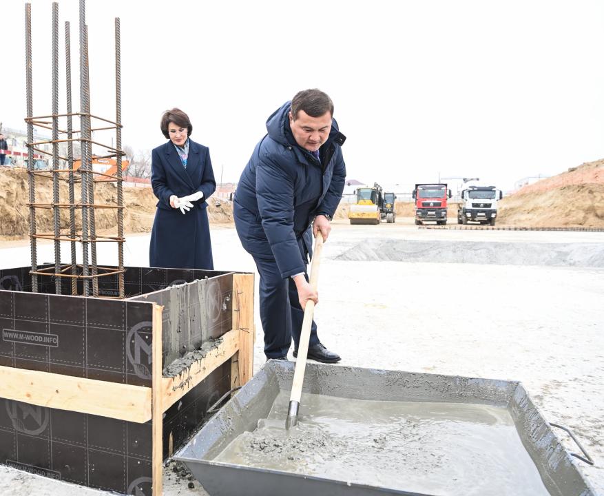 Қызылорда қаласының шет аймағында 400 орындық жаңа емхананың іргетасы қаланды