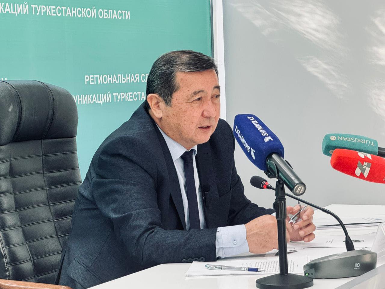 МАҚТААРАЛ АУДАНЫНЫҢ ӘКІМІ ТҮРКІСТАН ҚАЛАСЫНДА ЖУРНАЛИСТЕРМЕН КЕЗДЕСТІ