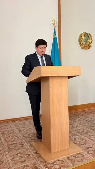 Рузаев ауылдық округінің әкімі Н. Р. Алғожиннің Рузаевка ауылының тұрғындарымен есептік кездесуі.