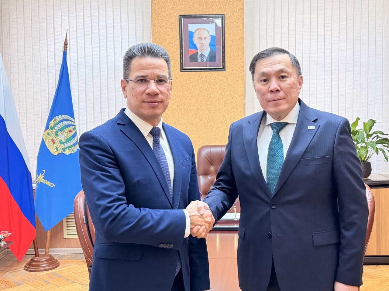 Астраханда Қазақстан өңірлері мен Астрахан облысы арасындағы ынтымақтастықты жандандыру және конституциялық реформалар талқыланды