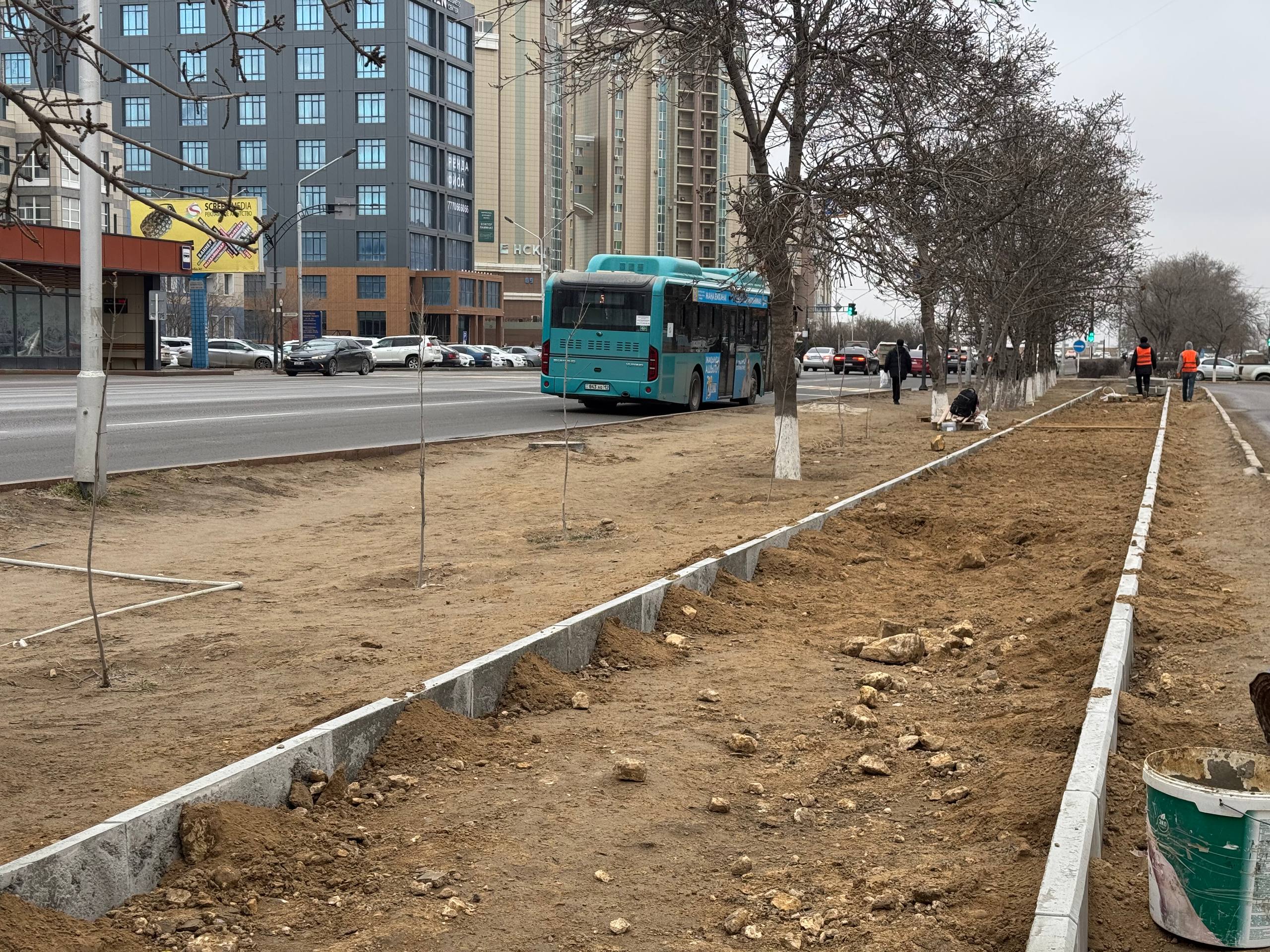 Ақтауда жаяу жүргіншілерге қолайлы инфрақұрылым қалыптастырылуда