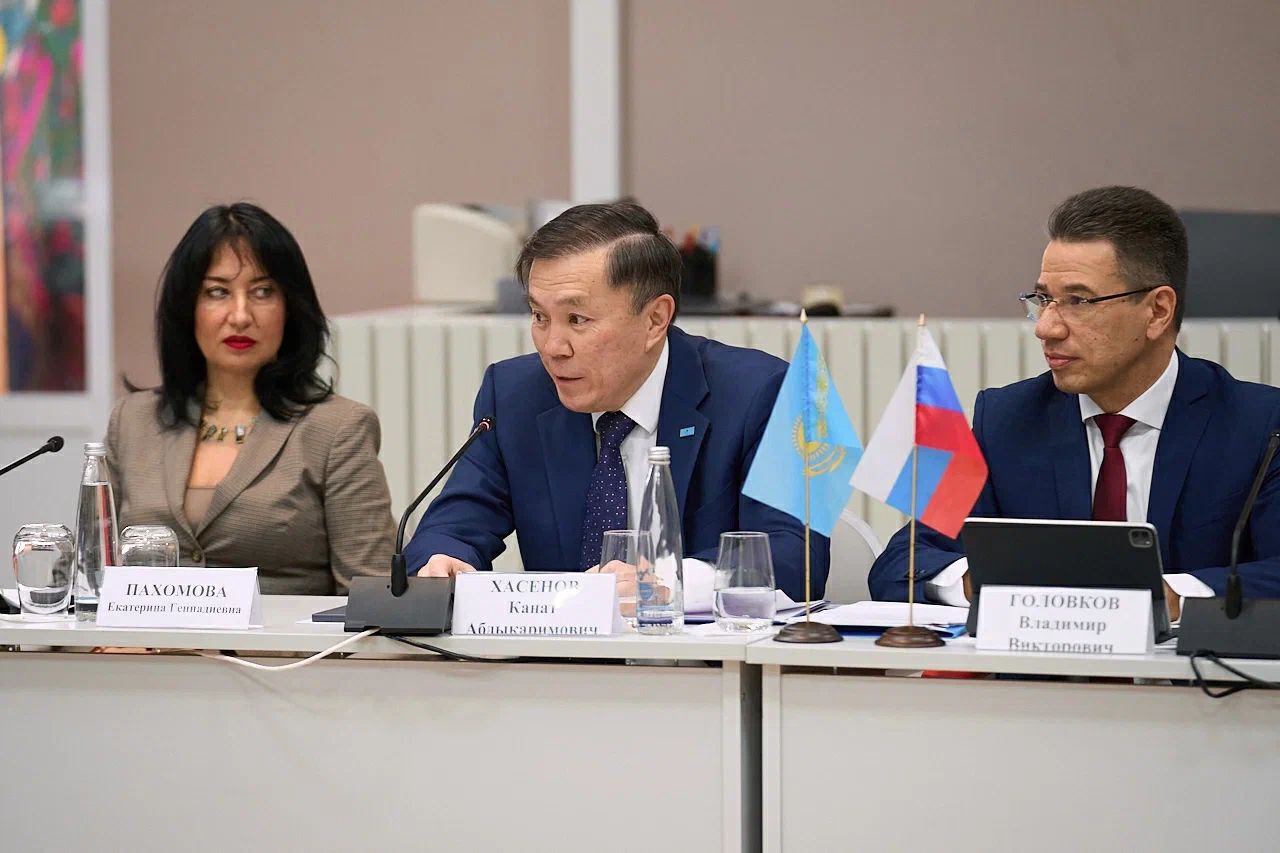 В Астрахани состоялось круглый стол «Медиапространство Казахстана: современные тенденции и перспективы развития»