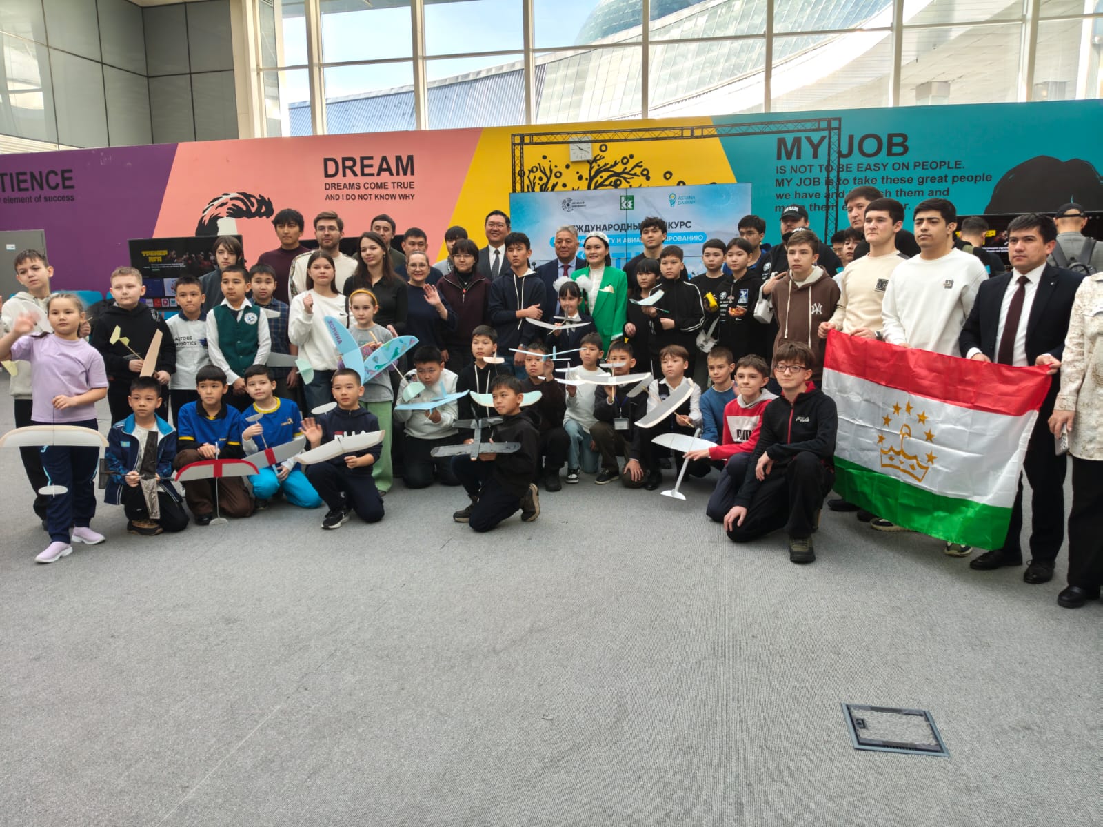 «AITU KazRoboDrone 3.0» дронрейсинг және авиамодельдеу халықаралық байқауының қорытындысы