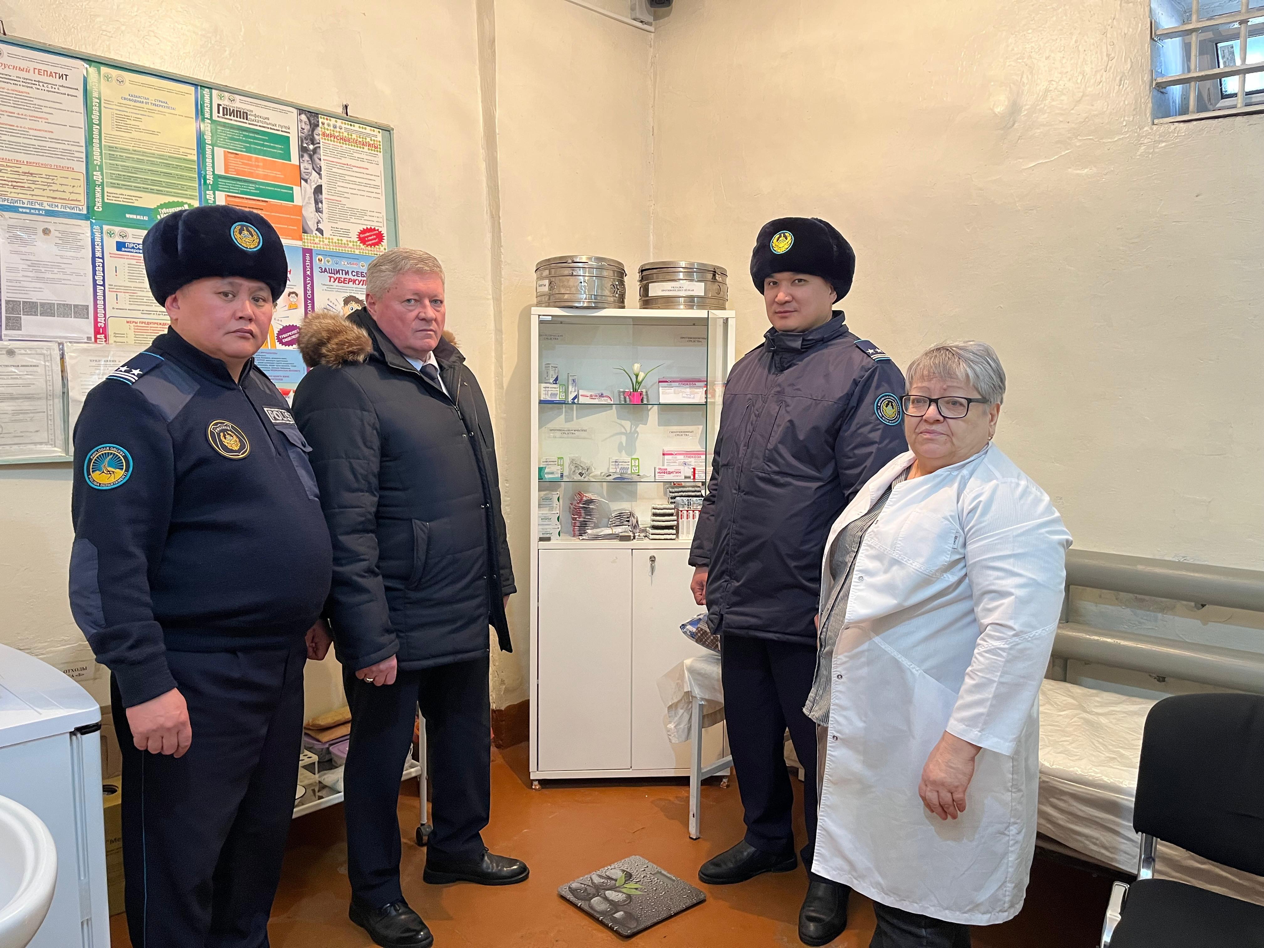 Павлодар облысы бойынша Адам құқықтары жөніндегі уәкілдің өкілі И.В. Тарасенко тексерумен Екібастұз қаласының уақытша ұстау изоляторына барды
