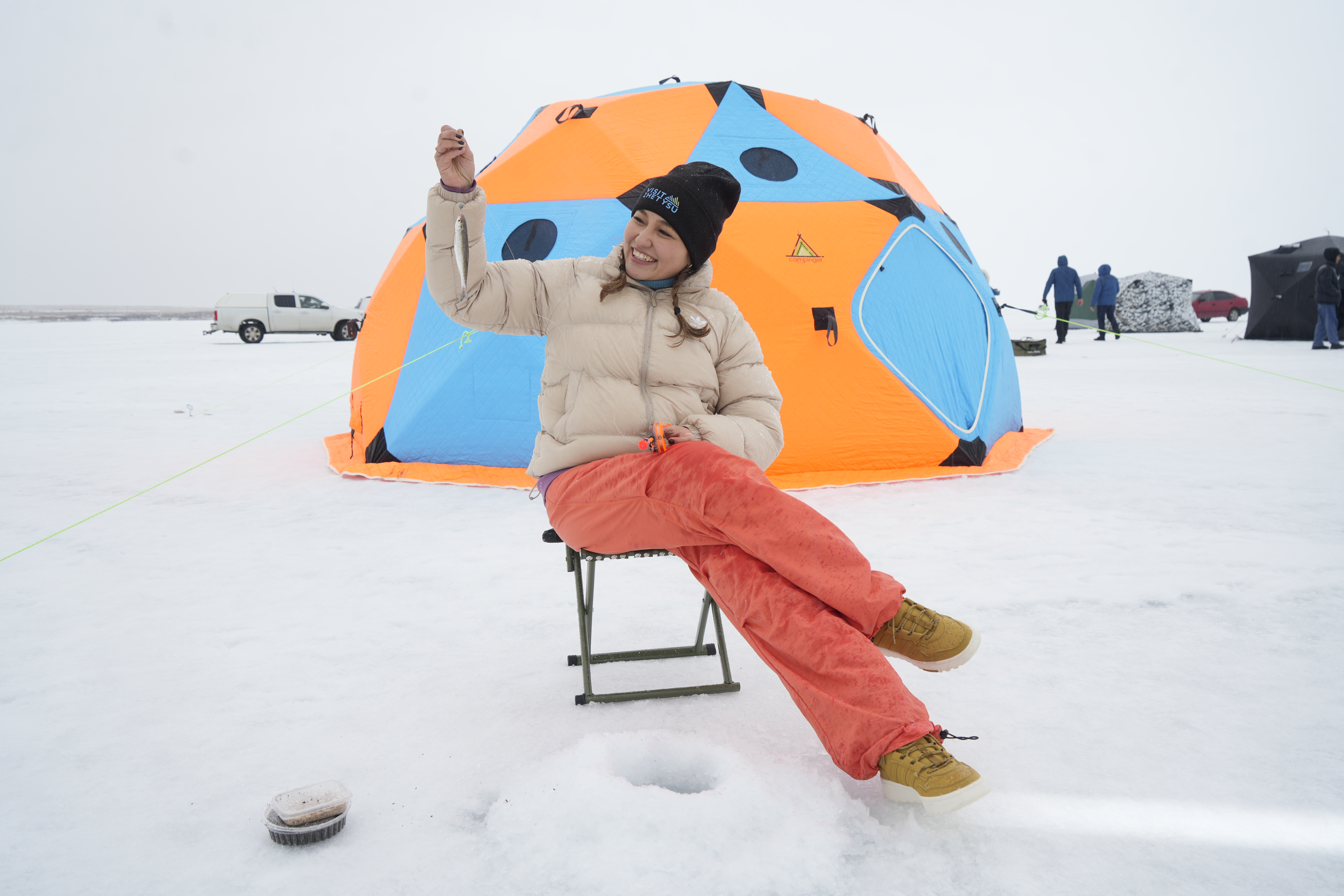 В Жетісу на озере Балхаш впервые прошел фестиваль зимней рыбалки