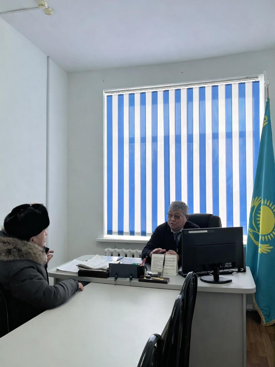 Станционный кентінің әкімі А. Төлебаев тұрғындарды жеке сұрақтары бойынша қабылдау өткізді.