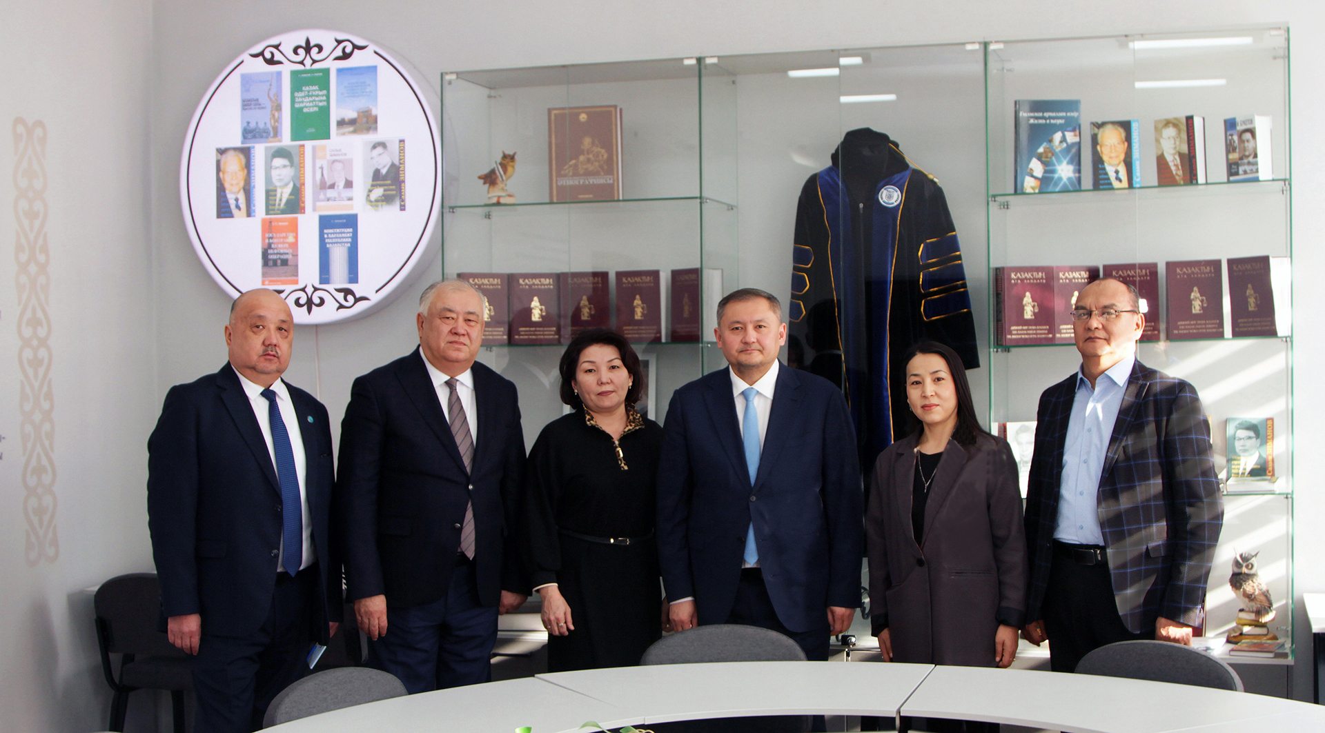 Ғылым және жоғары білім министрі Buketov National University-дің ғылыми-білім беру әлеуетімен танысты