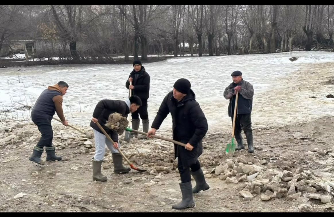 Арық жүйелерін тазалау жұмыстары жоспарға сәйкес жүргізілуде.