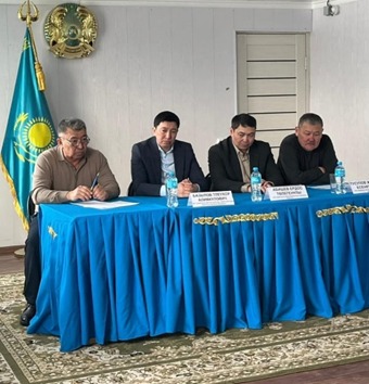 23 ақпан күні Аудандық коалиция мүшелерінің Үңірек ауылдық округінің тұрғындарымен жаңа Қазақстан Республикасы Конституциясы жобасын түсіндіру бойынша кездесуі өтті